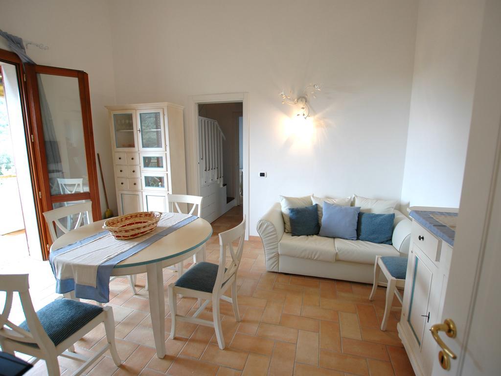 Villaggio Di Mezzo Ortano Rio Marina Habitación foto