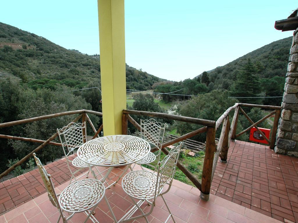 Villaggio Di Mezzo Ortano Rio Marina Habitación foto